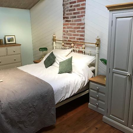Papillons B&B - Beauty, Comfort And Peace 25 Mins From Puy Du Fou Montournais Buitenkant foto